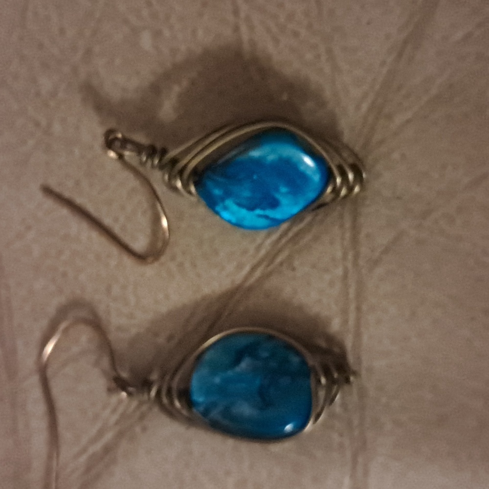 Earrings - Picture 3 of 3
